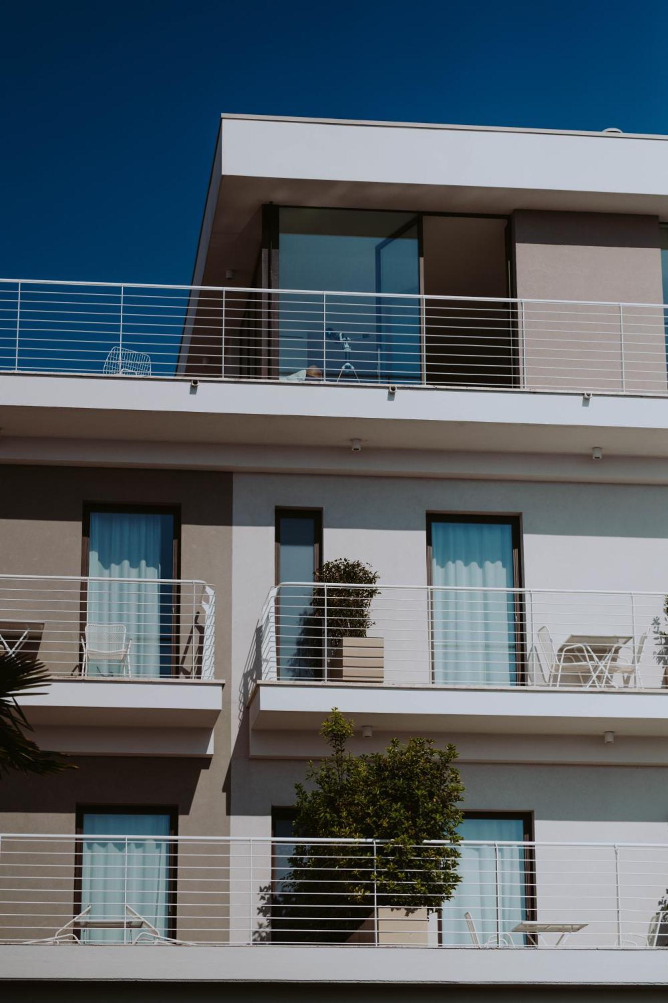 Aqva Boutique Hotel (Adults Only) سيرمِيوني المظهر الخارجي الصورة