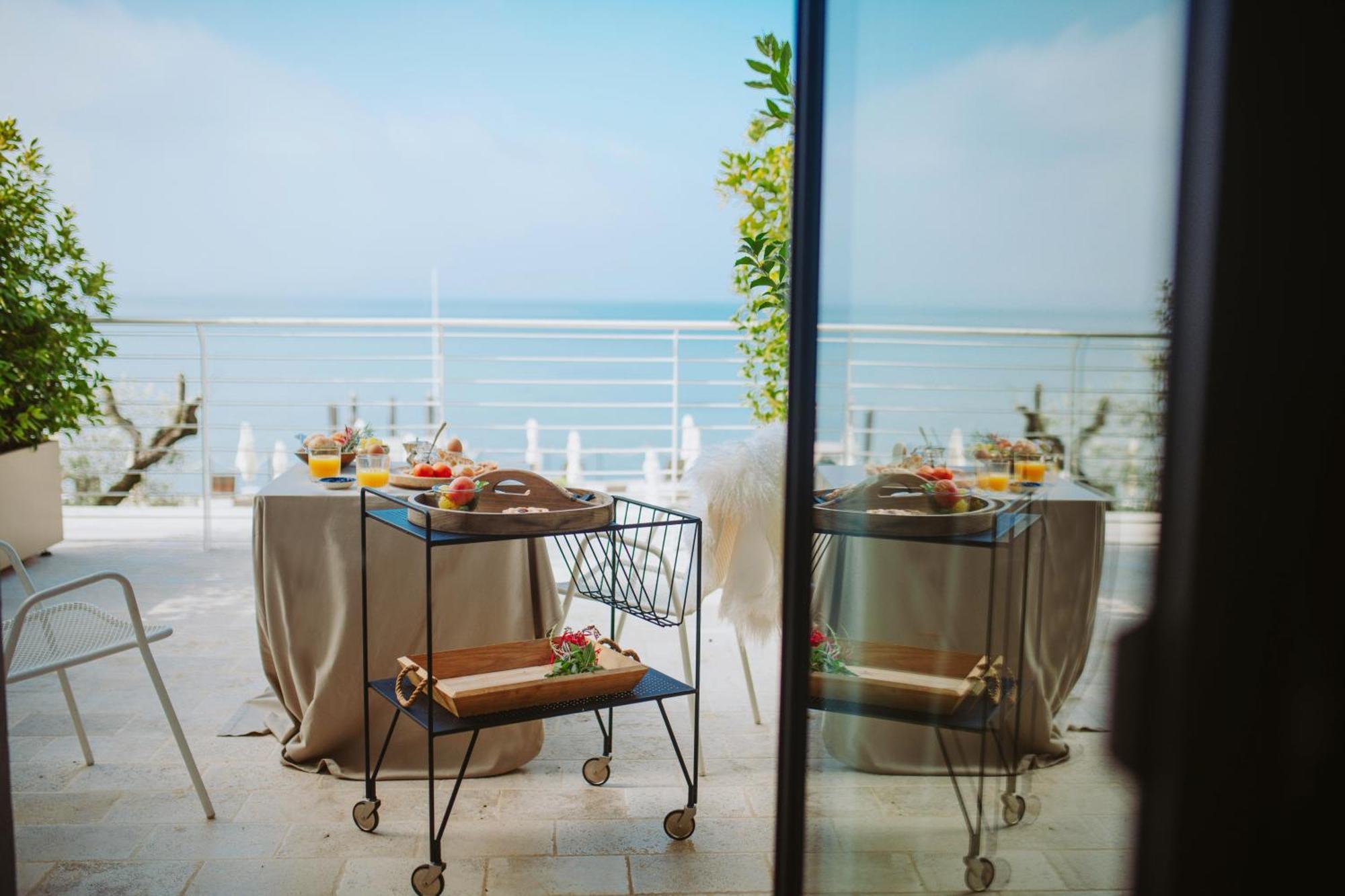 Aqva Boutique Hotel (Adults Only) سيرمِيوني المظهر الخارجي الصورة